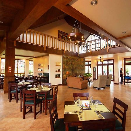 Pinegrove Lodge Mountain Resort Cagayan de Oro Exteriör bild